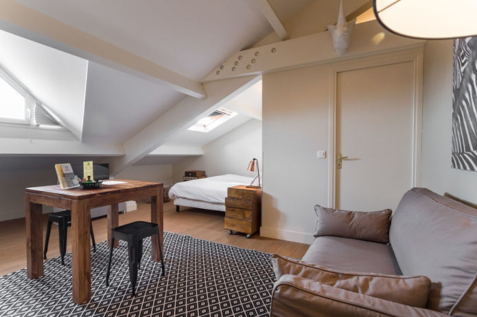 Disposición de los muebles en el interior de un apartamento tipo estudio