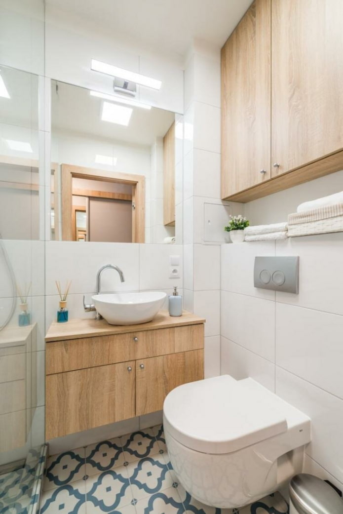 iluminación del espejo del baño