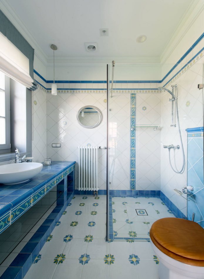 Cama con desagüe