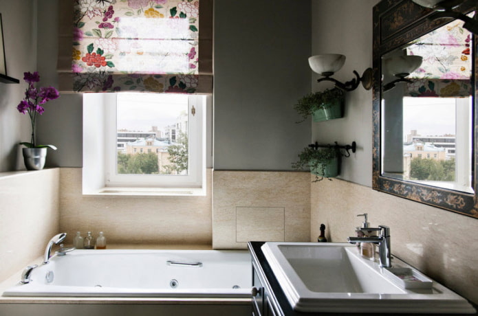Estor en el baño