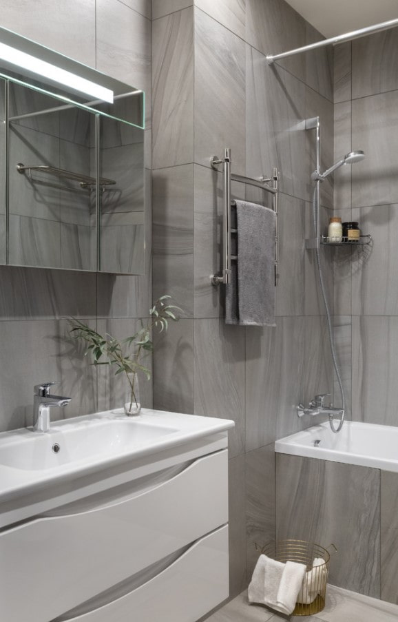 azulejos grises para las paredes del baño