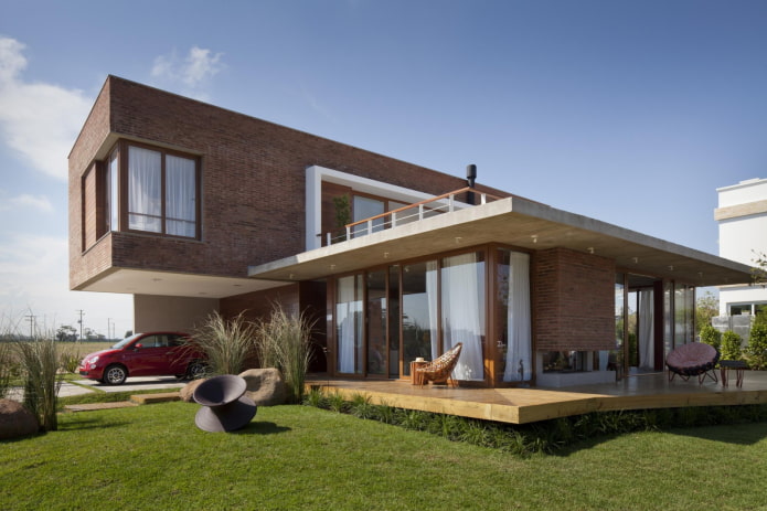 casa con terraza de estilo high-tech