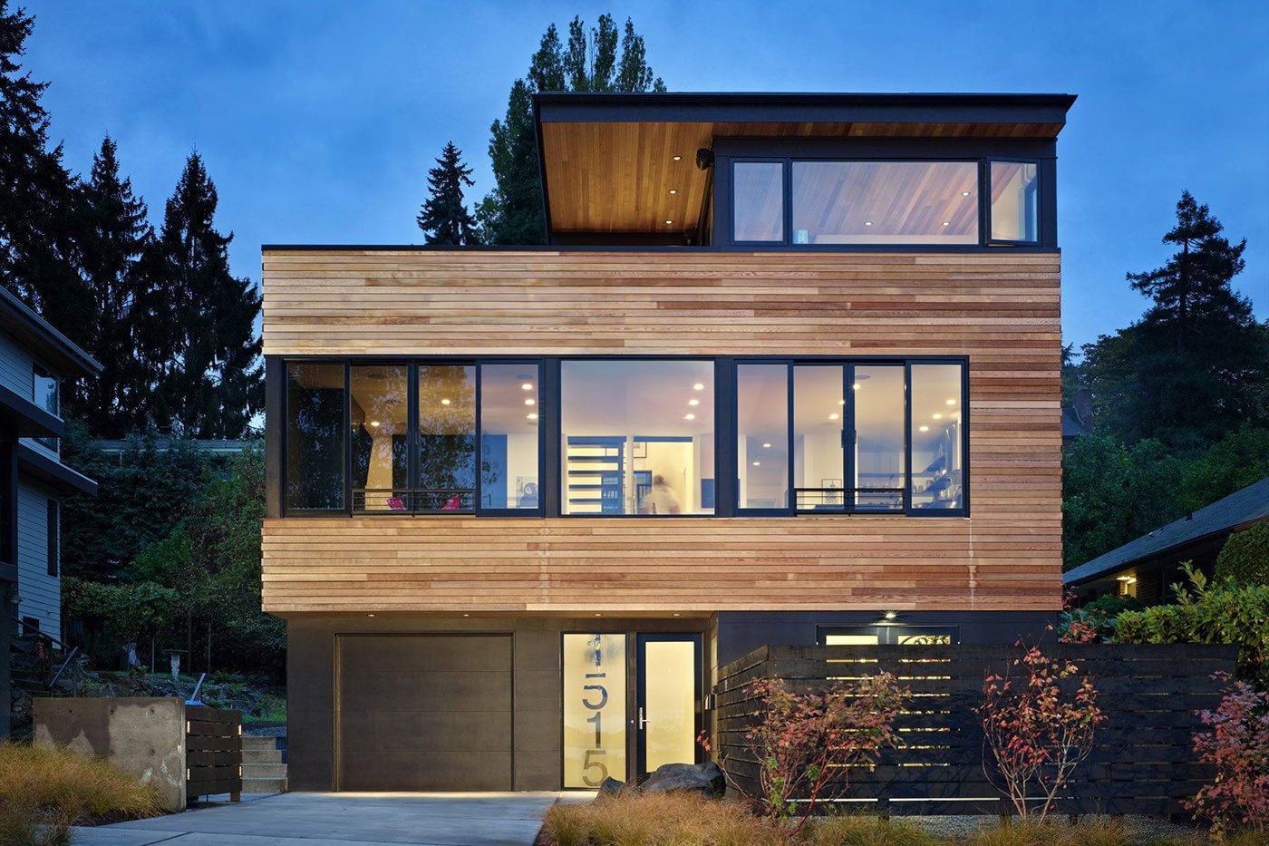 Casa particular con ventanas panorámicas