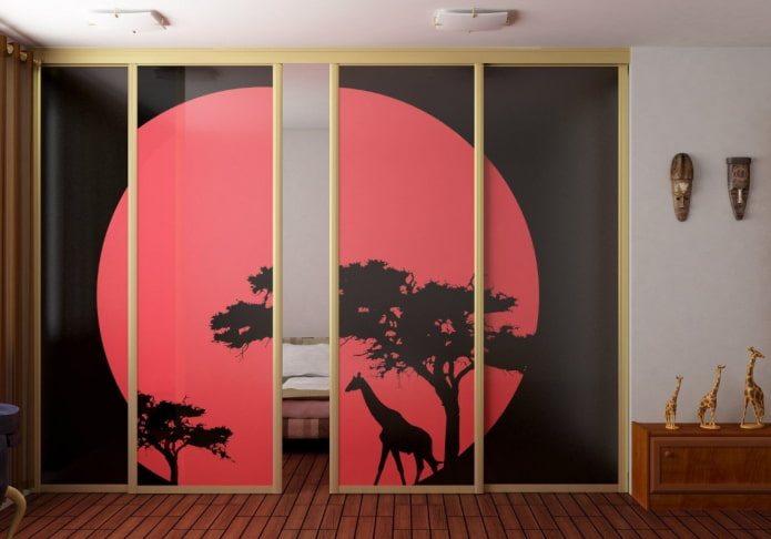 Puertas de compartimento con impresión fotográfica en el interior