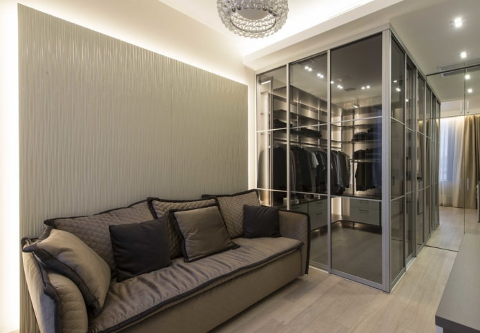 Vestidor con puertas esquineras en el interior