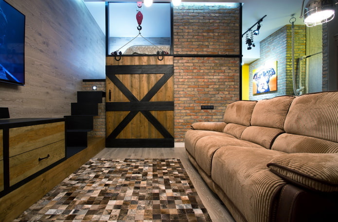 Puertas en el interior de un salón tipo loft
