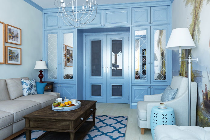 Puertas azules en el interior de estilo provenzal