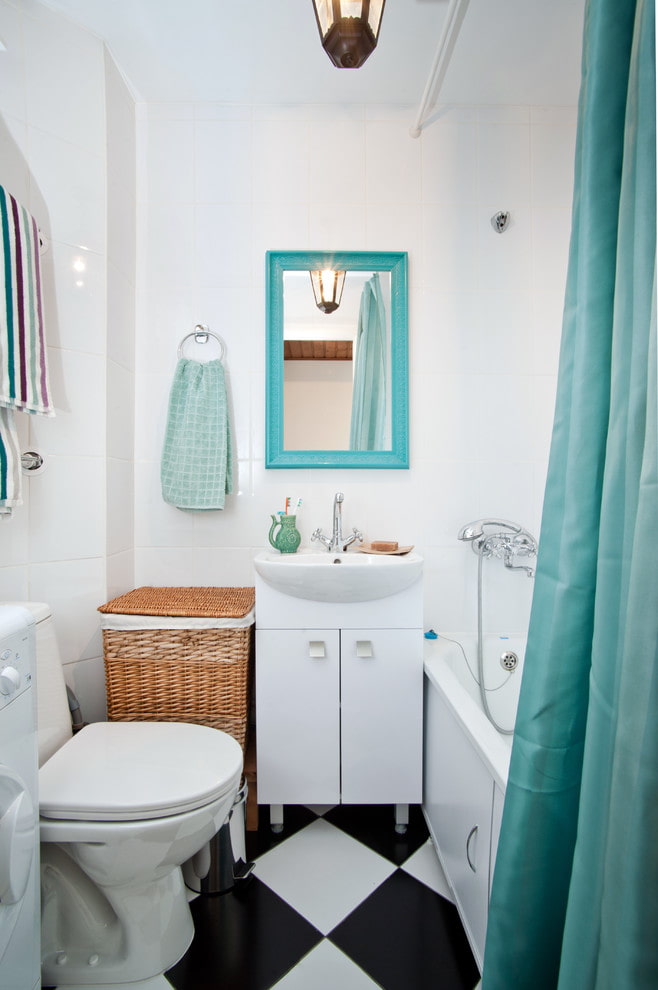 Acentos turquesa en el baño
