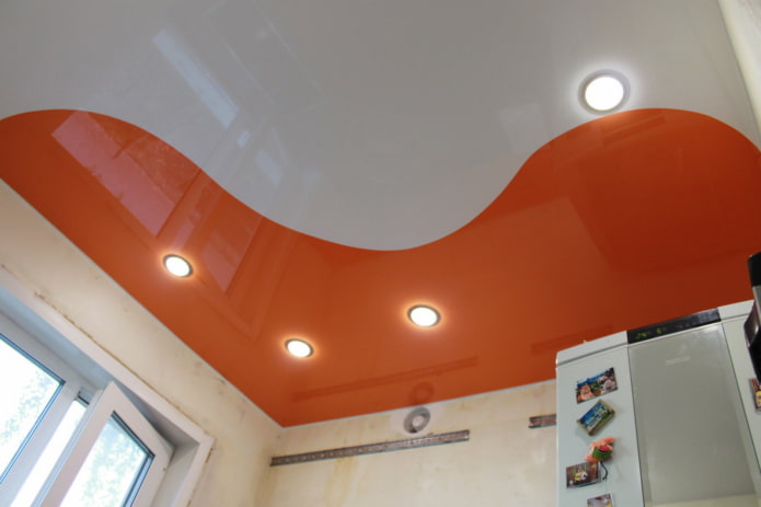 Tejido elástico con soldadura curva