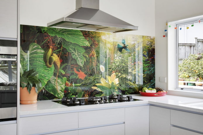 diseño de delantal en el interior de la cocina