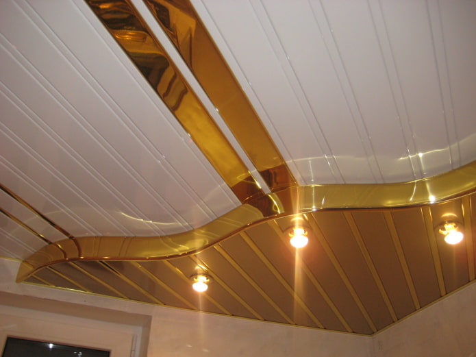 estructura colgante con listones figurados