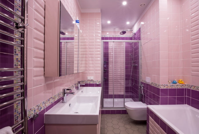 Baño rosa y morado
