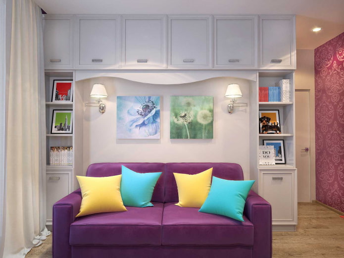 Sofá cama color mora en la habitación de una adolescente