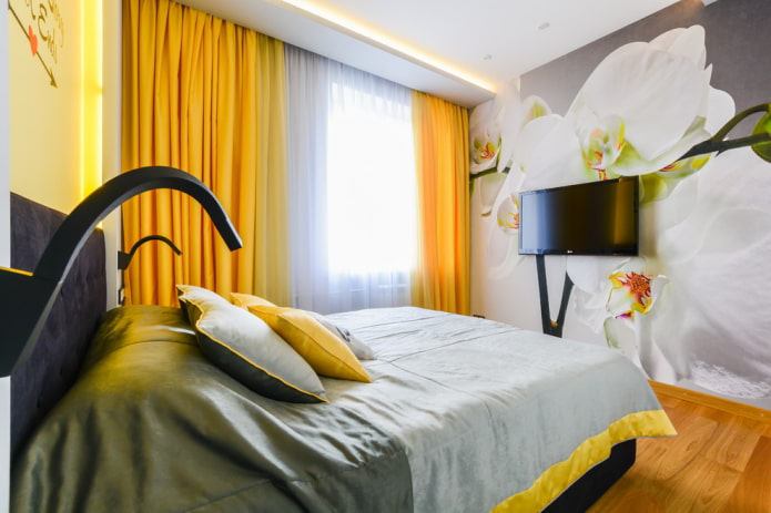 Fotomural de flores en un dormitorio pequeño