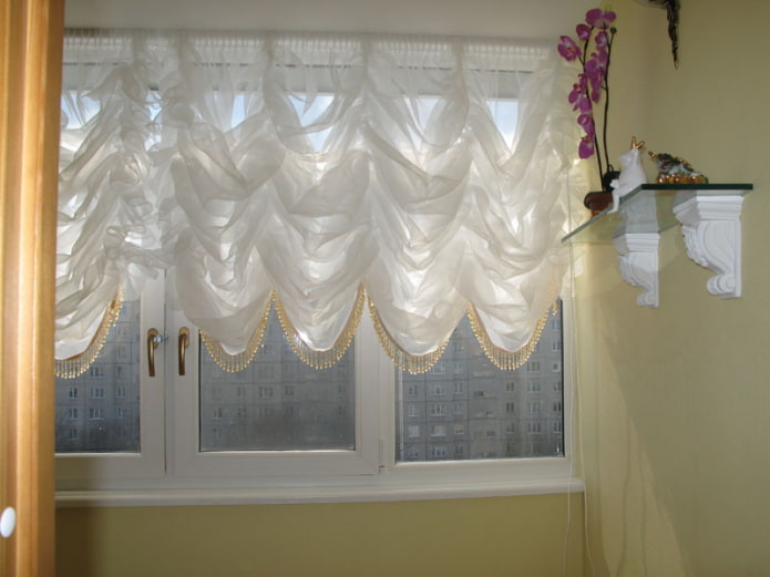 Cortinas francesas en el balcón