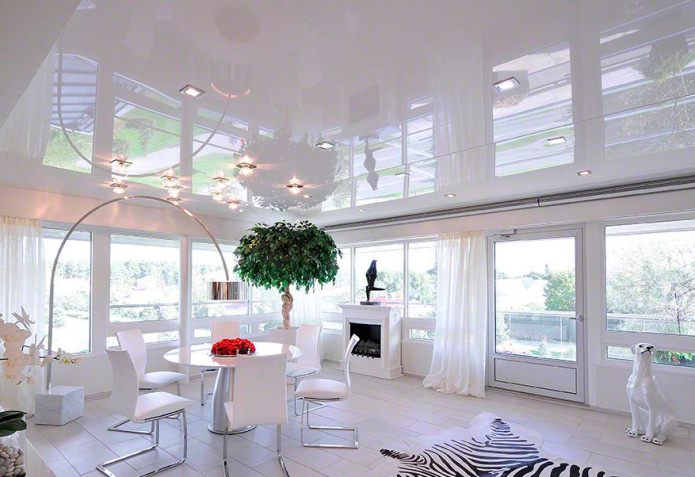 color blanco en la sala
