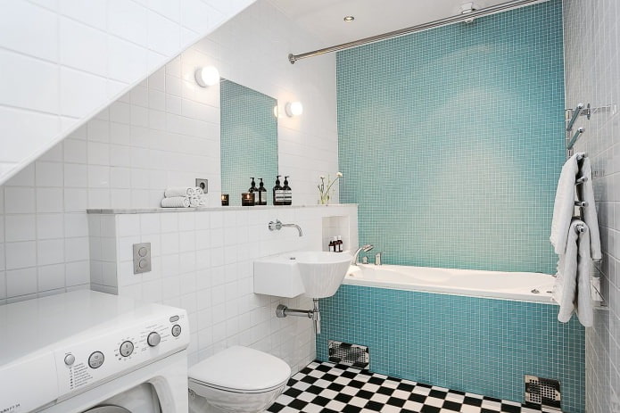 Baño blanco y azul