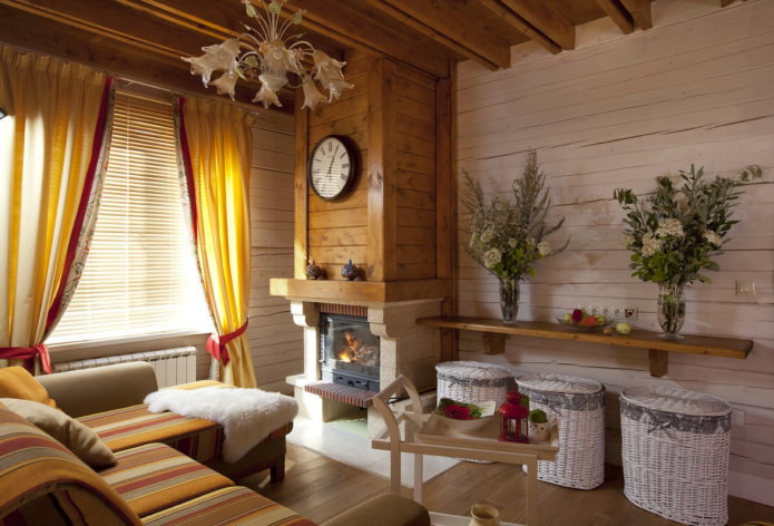 acabado de madera de una casa de verano