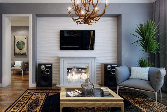 Chimenea y TV en un nicho del interior del salón