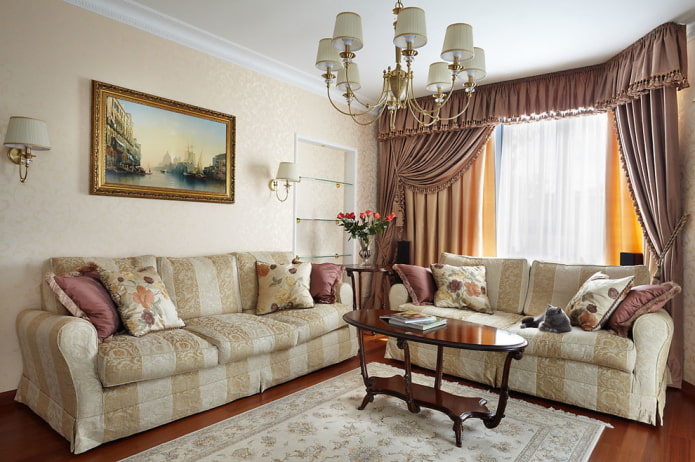 Cortinas y decoración para el salón de estilo clásico
