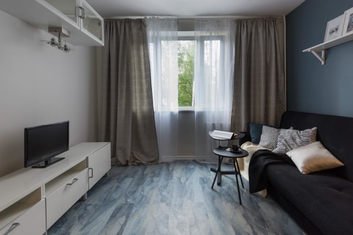 acabados en el interior de una sala de estar gris