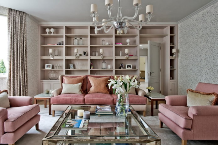 Interior de la sala de estar en tonos gris-beige