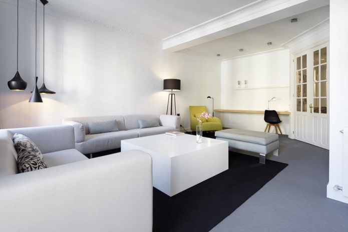 decoración e iluminación en el salón de estilo minimalista