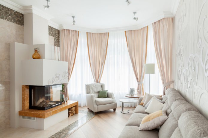 salón con chimenea