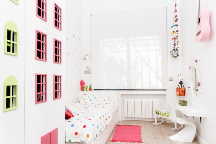 Habitación infantil luminosa
