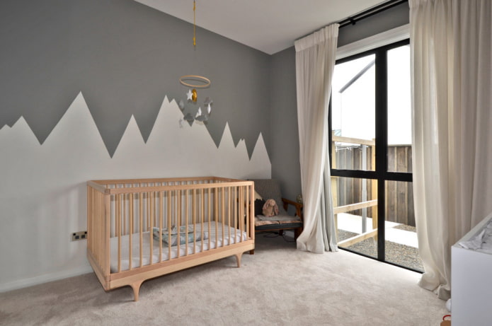 Interior de una habitación infantil en beige y gris