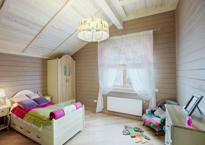 diseño de una habitación infantil en el interior de una casa de troncos