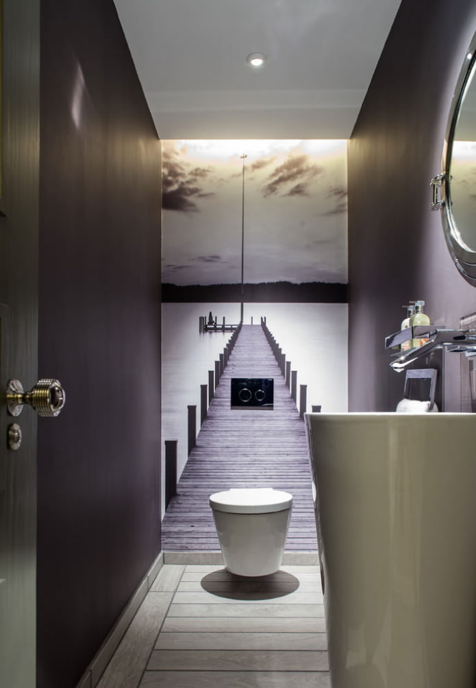 Tela tensada blanca en el baño