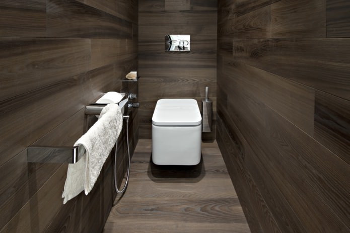 Laminado en la pared del baño