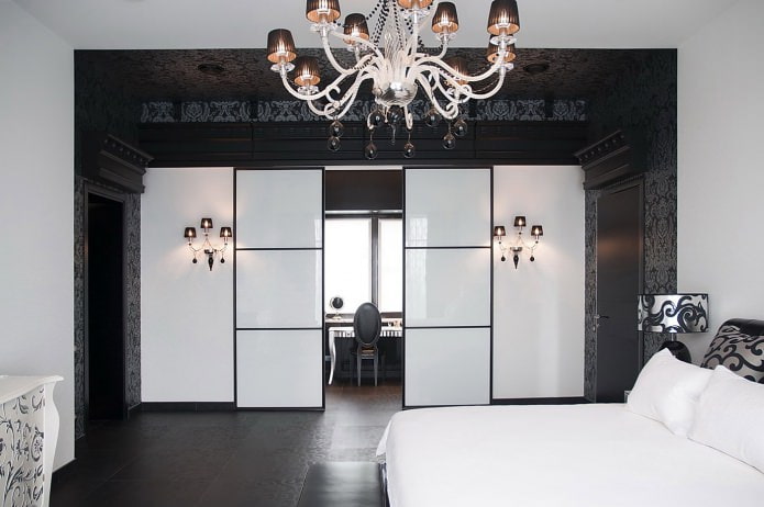 interior de dormitorio en blanco y negro