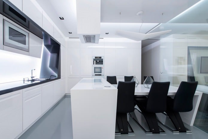 Diseño de interiores de cocina en blanco y negro