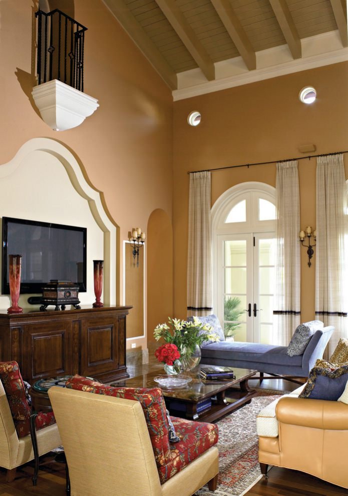 Interior de una casa de campo al estilo italiano