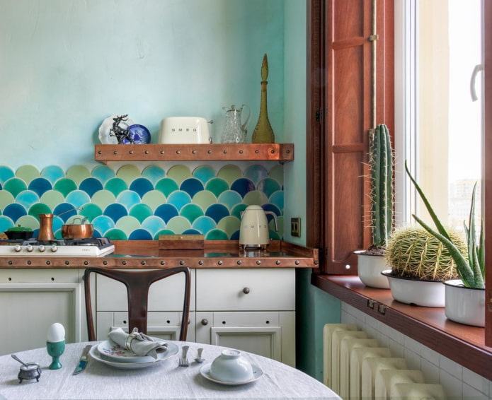 Azulejos escamosos
