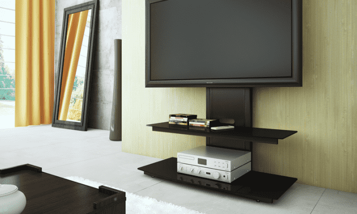 Ocultar los cables en los muebles
