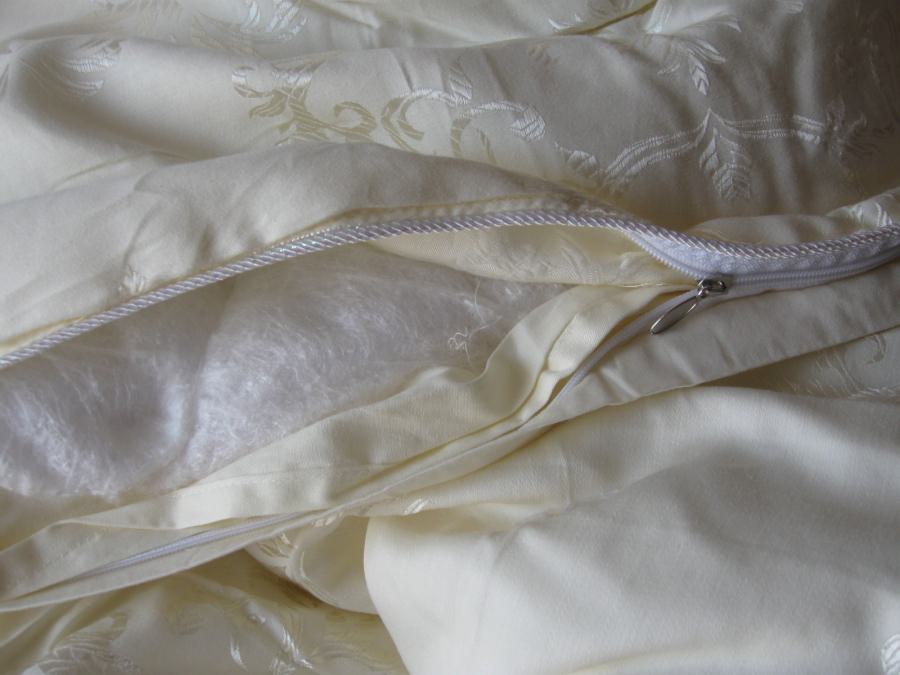 manta rellena de seda