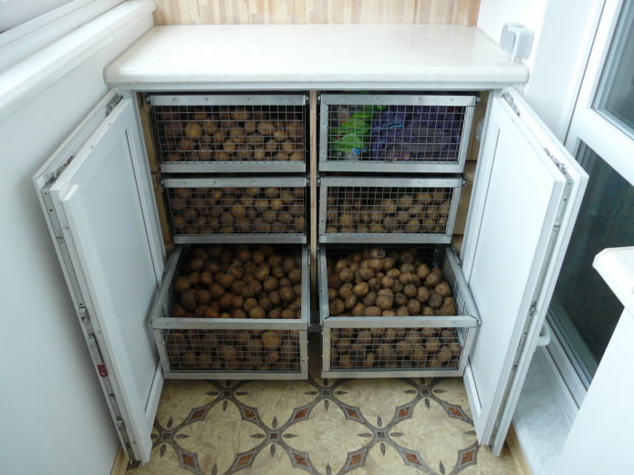 Refrigerador en el balcón