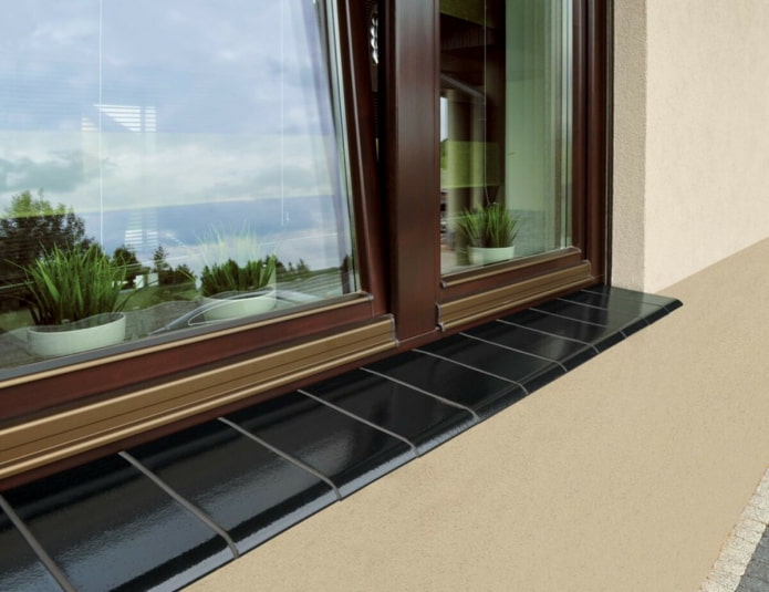 alféizar de ventana con acabado de clinker