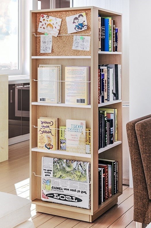 Estantería de pie para libros en el interior