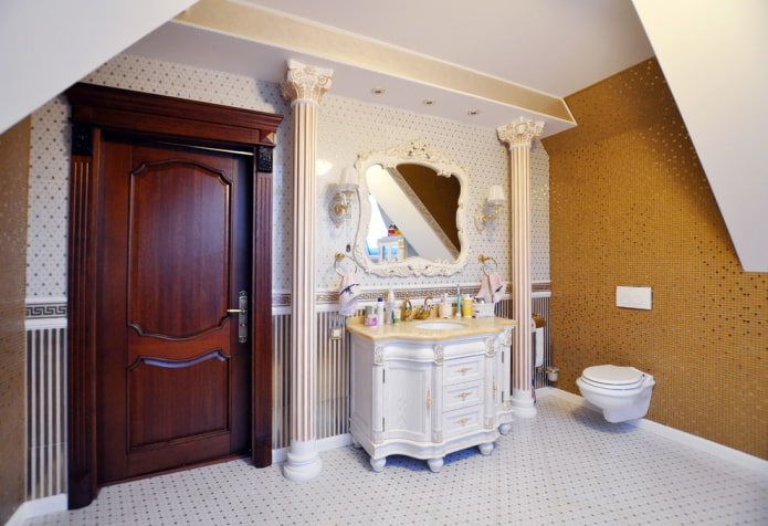 Columnas en el baño