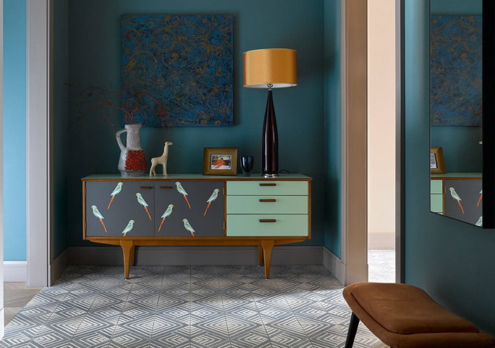 diseño de una cómoda en el interior del pasillo
