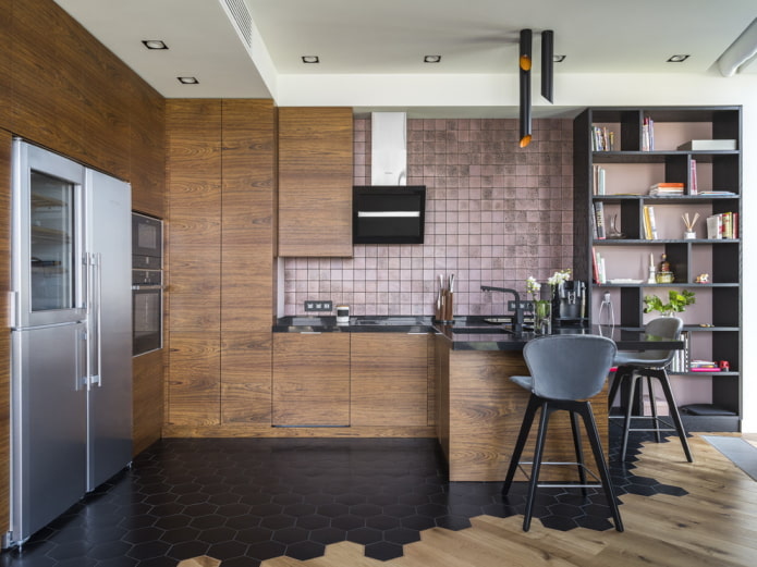 Acabado de cocina en tonos marrones