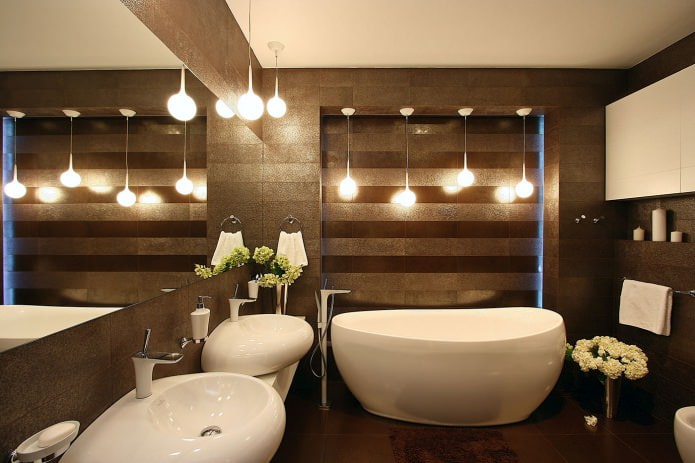 Interior de baño en marrón