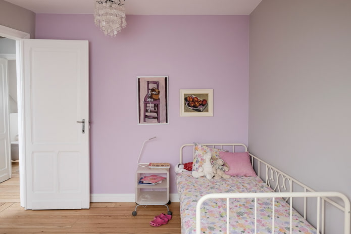 cama infantil forjada en el interior