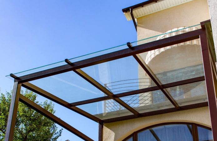 Marquesina de cristal para el porche