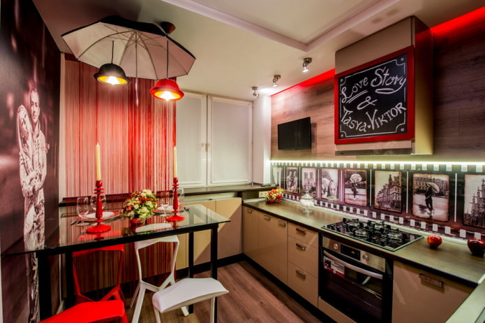 Interior de cocina con detalles en rojo