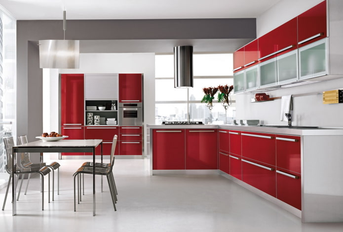 Interior de cocina roja de estilo high-tech